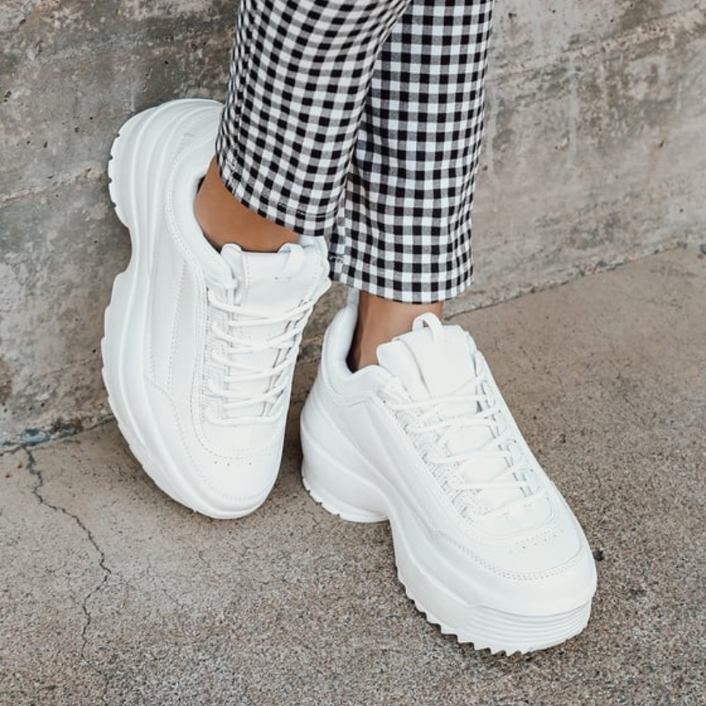 Lulu’s - Vianna White Platform Sneaker
